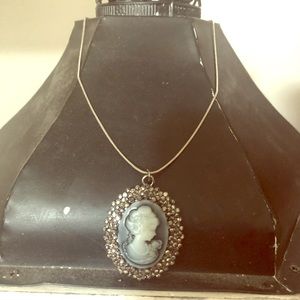 Vintage Cameo pendant
